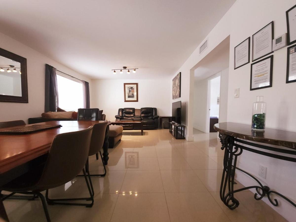 A4 - Endless Summer Rentals - Downtown Apartment Near Park, Ports, And Beach Fort Lauderdale Exterior photo