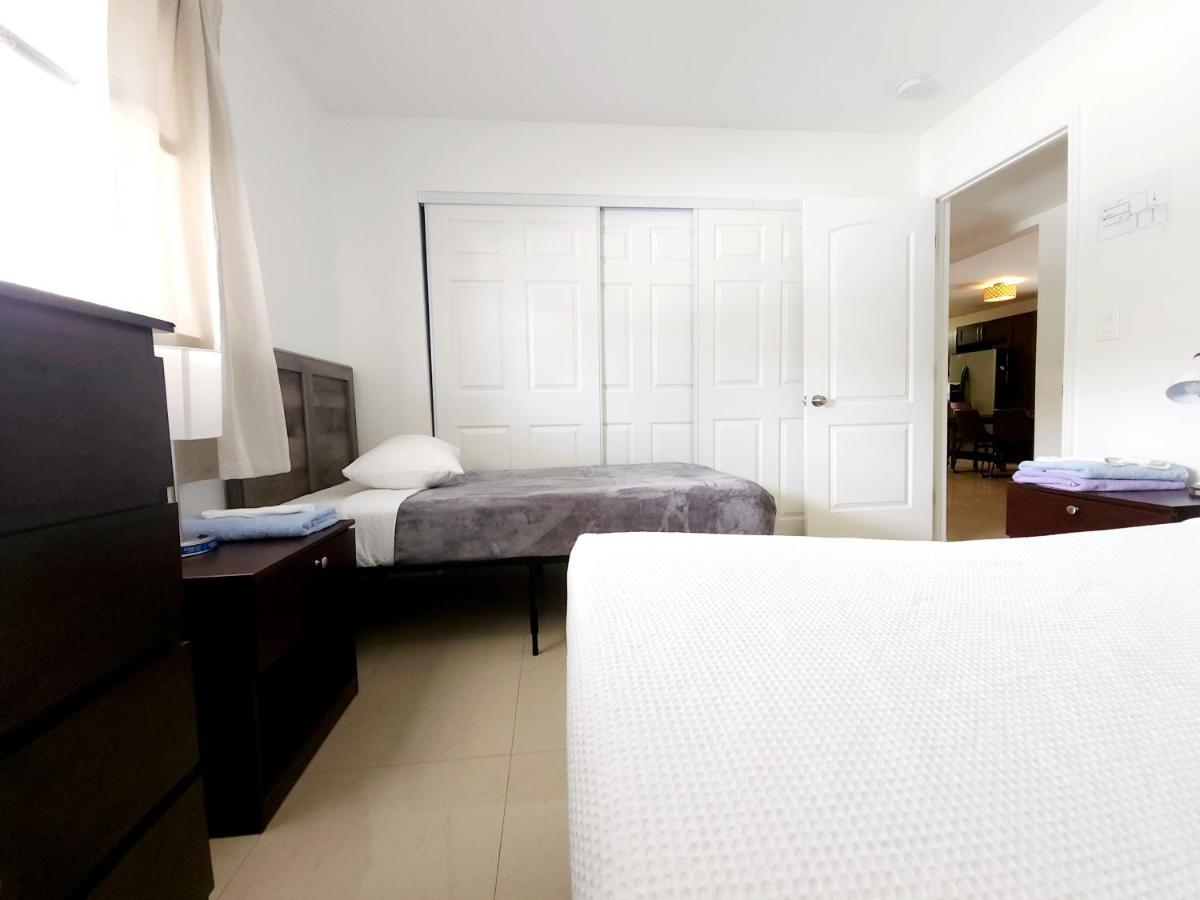 A4 - Endless Summer Rentals - Downtown Apartment Near Park, Ports, And Beach Fort Lauderdale Exterior photo
