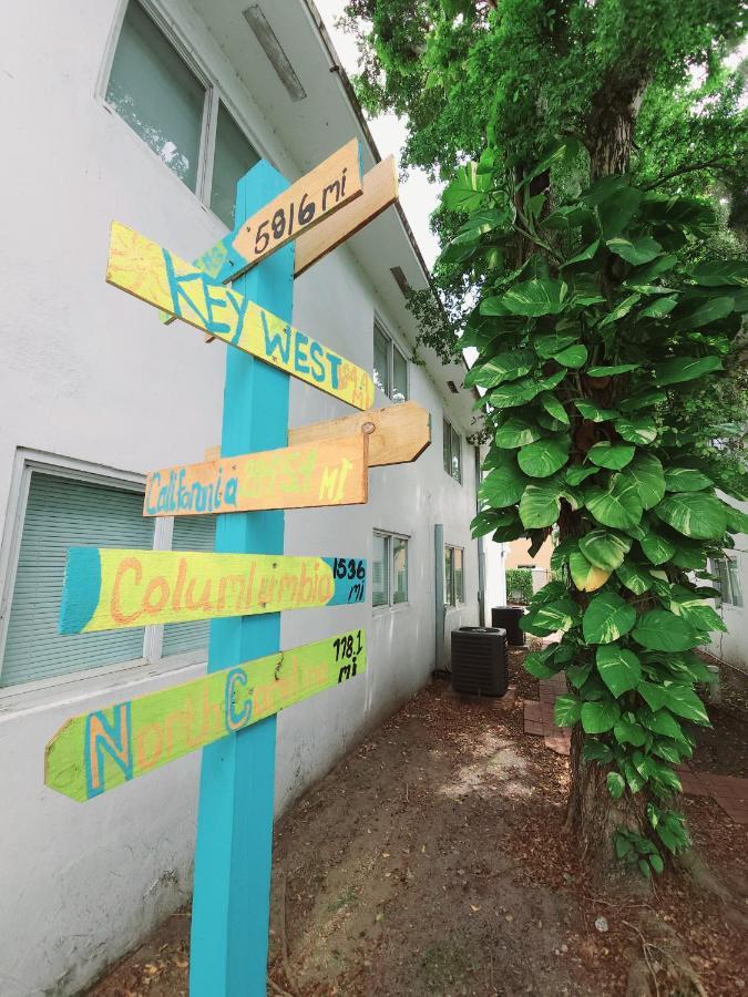 A4 - Endless Summer Rentals - Downtown Apartment Near Park, Ports, And Beach Fort Lauderdale Exterior photo